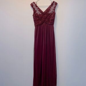 Bridesmaids/Prom/Formal Gown